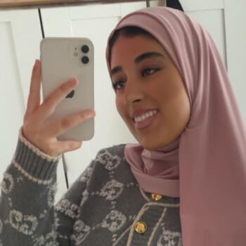 Oppas in Den Haag: Amira