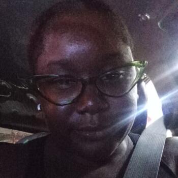 Babysitter in Spanish Town: Diamond