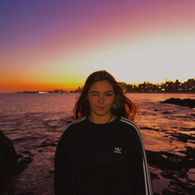 Babysitter in Montevideo: Sol