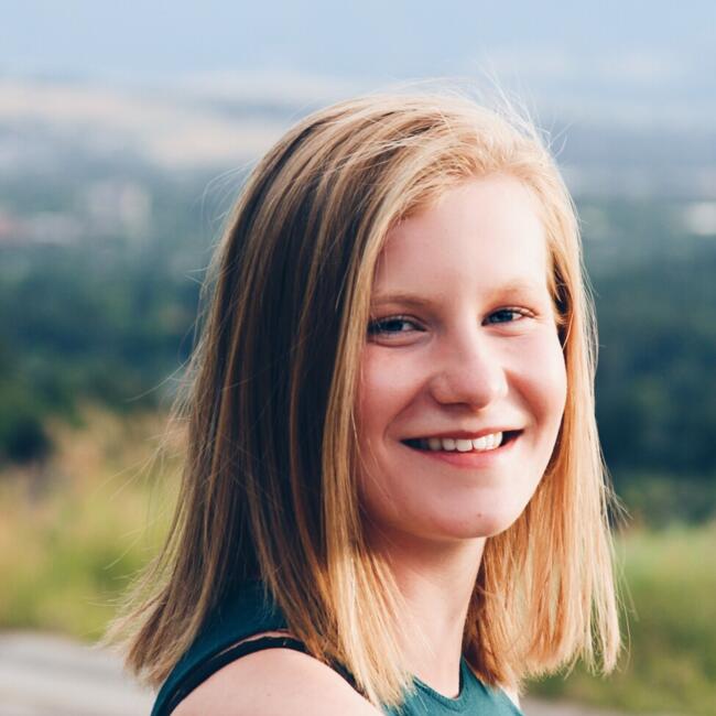 Babysitter in Sunshine Coast: Kelsey