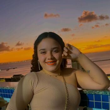 Babysitter in Salvador: Geovanelly