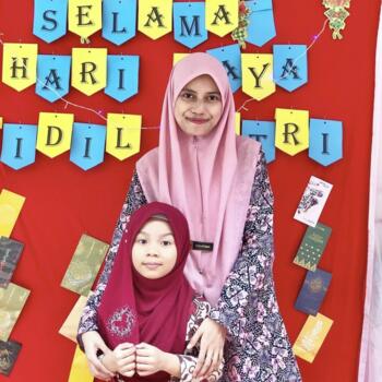 新加坡的保母: Afiqah Hanis