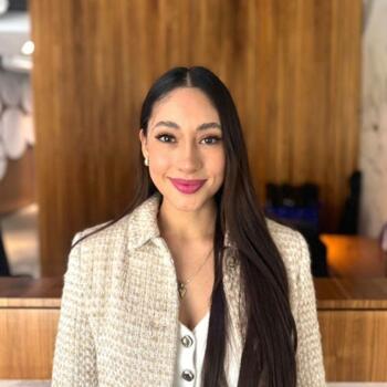 Babysitter San Pedro: Karolina Esmeralda