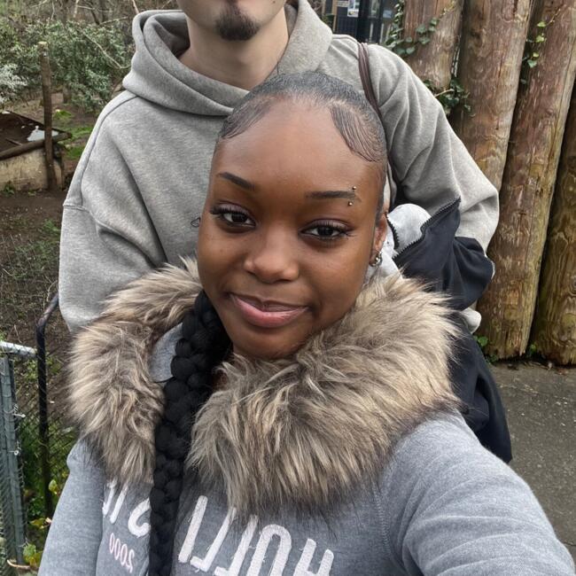 Babysitter in London: Naomi