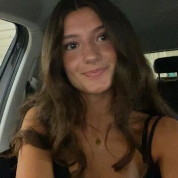 Auklė Liuksemburgas: Emily