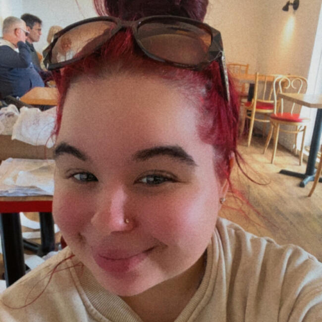 Baby-sitter in Laval: Leanna -marie