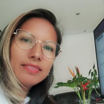 Niñera Caracas: Rosa Sumba