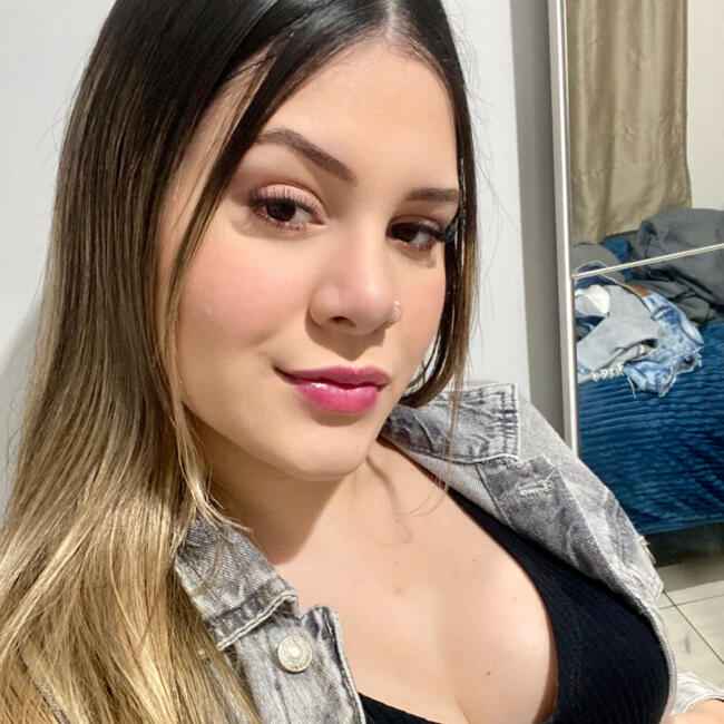 Babysitting job in Joinville: Larissa