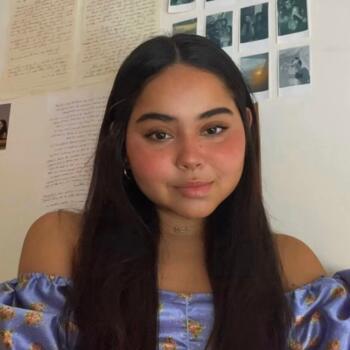 Babysitter in Porto: Letycia