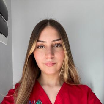 Babysitter in Providencia: Emilia