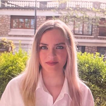 Babysitter in Champigny-sur-Marne: Lilou