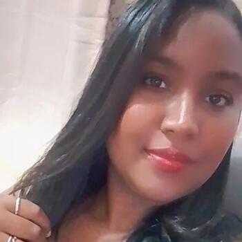 Babá em Salvador: Pamela