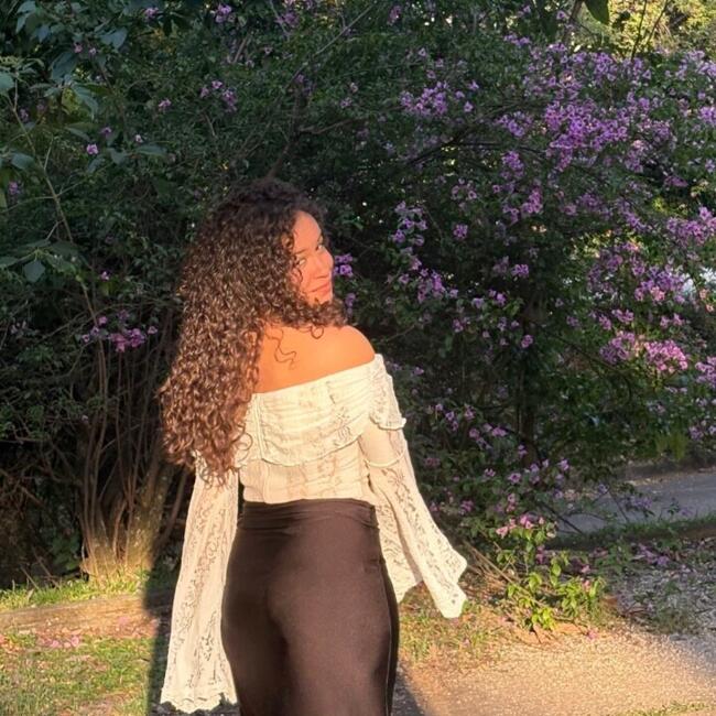 Babysitter in Mauá: Julia