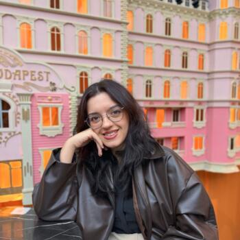 İstanbul bölgesinde bebek bakıcısı: Fatma