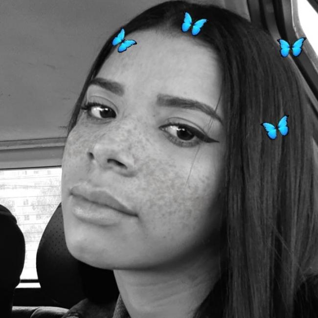 Babá em Camboriú: Keila