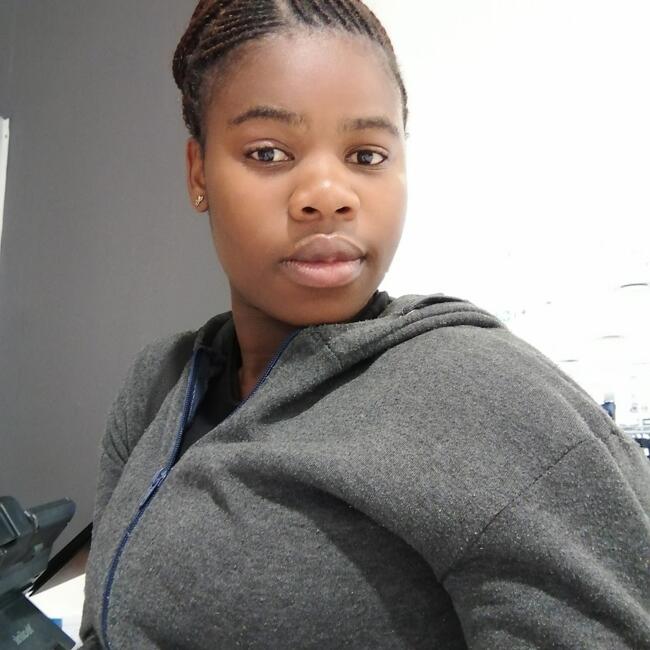 Babysitting job in Thembisa: Fisani