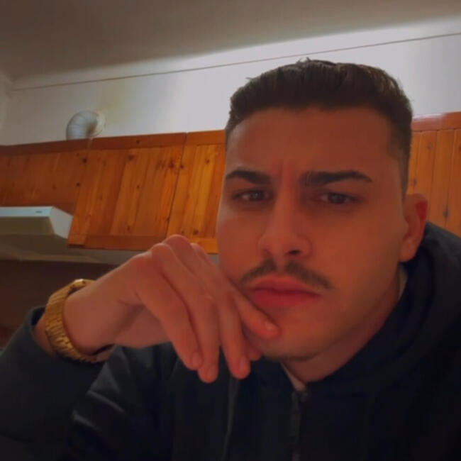 Trabalho de babysitting em Almada: Ricardo