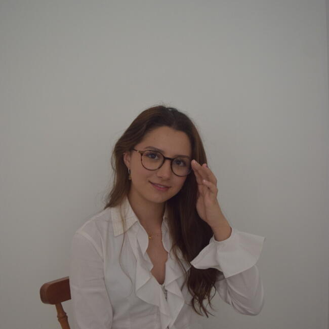 Babysitter in Cartago: Luciana