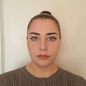 Babysitter in Genoa: Patrizia