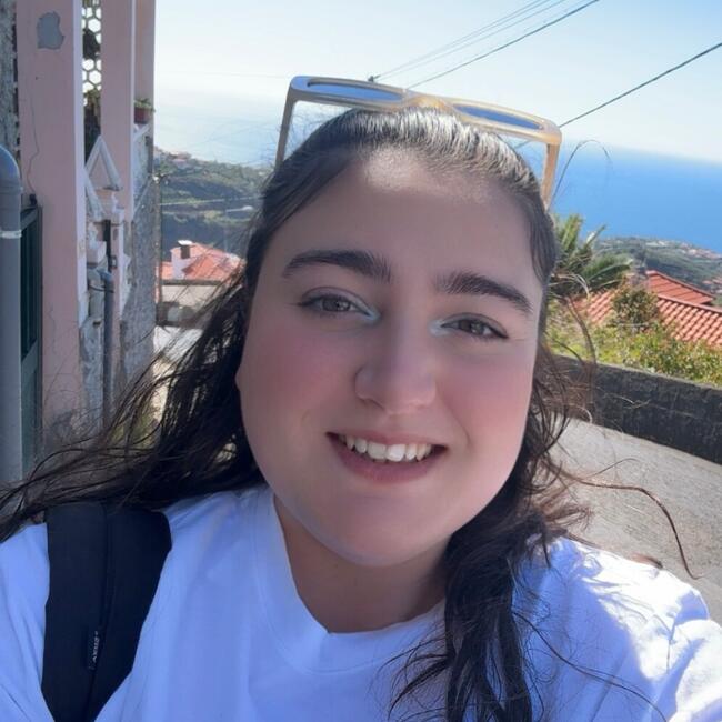 Babysitter in Funchal: Natacha