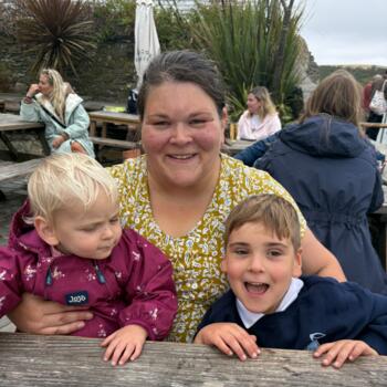 Babysitting job in Stafford: babysitting job Harriet