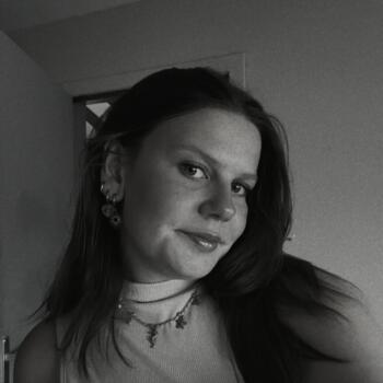 Baby-sitter Celles (Hainaut): Elisa