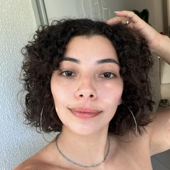 Babysitter in Vitória: Giovanna