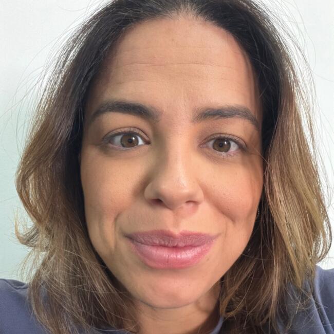 Emprego de babá em Sorocaba: Carol