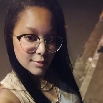 Babysitter Ribeirão Preto: Flavia