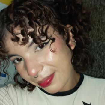 Babysitter in Santarém: Raiane