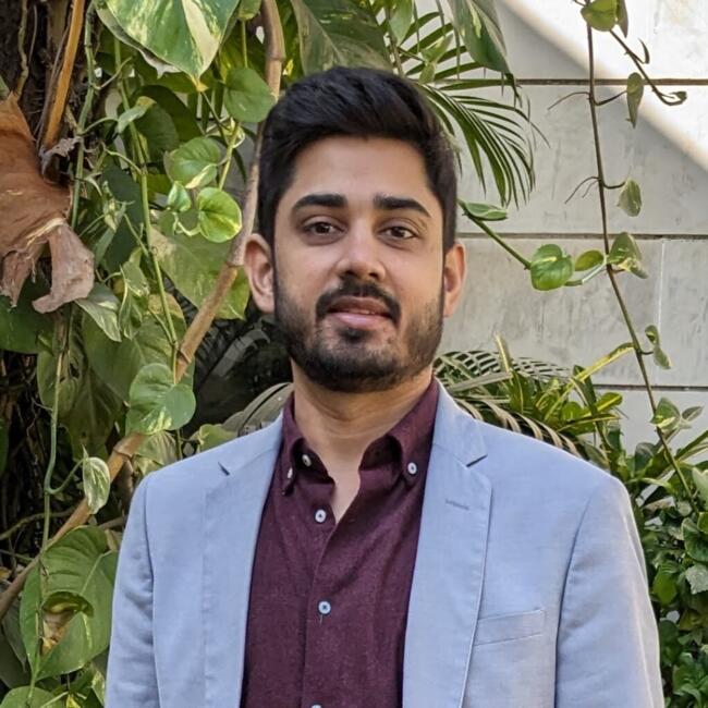 बंगलौर में बेबीसिटिंग की नौकरी: Anmol