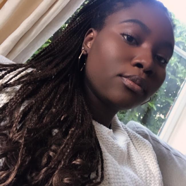 Babysitter in Woluwe-Saint-Lambert: Amina