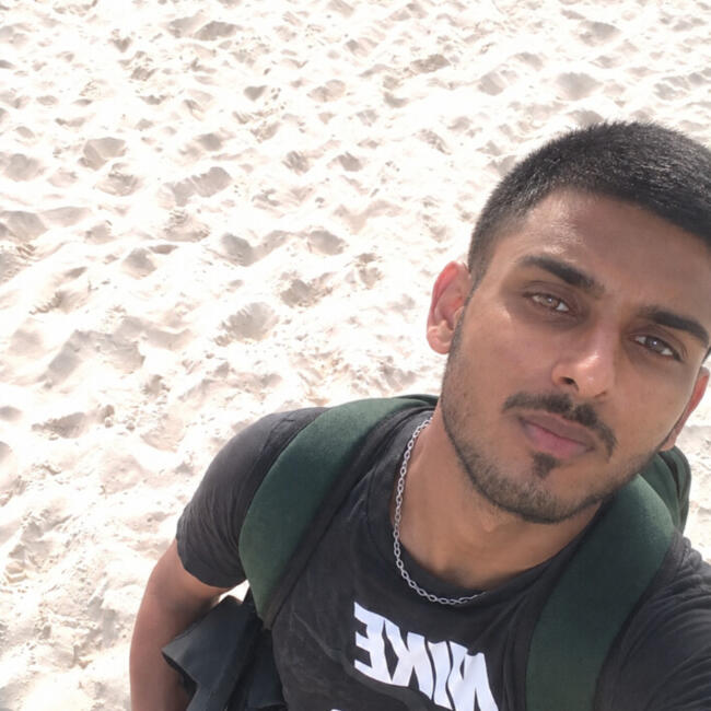 Babysitter in Sydney: Karanvir
