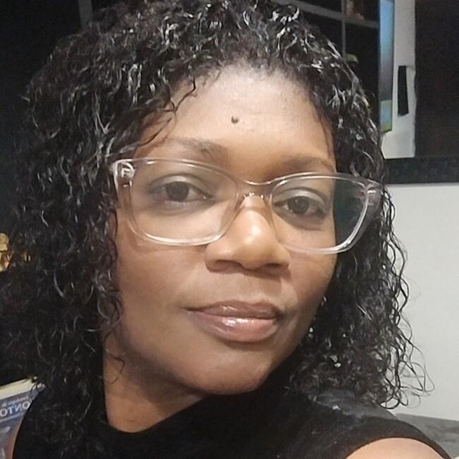 Babysitter in São Paulo (São Paulo): Abigail