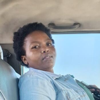 Babysitter in Cape Town: Majoele