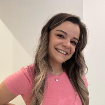 Babysitter in Croydon: Vania