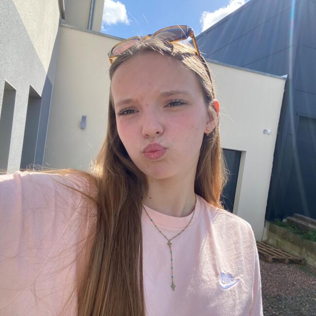 Babysitter in Médréac: Ambre