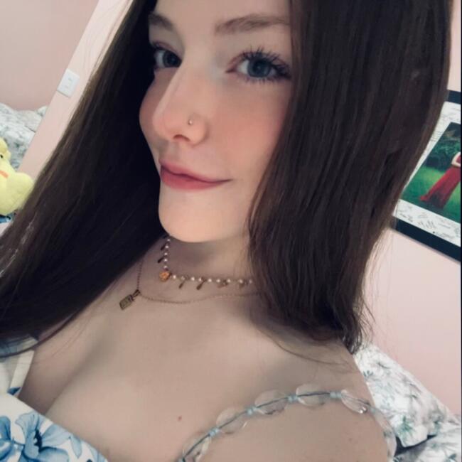 Babysitter in Novo Hamburgo: Yasmin