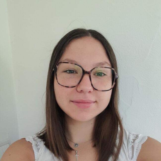Babysitter in Grenoble: Lise