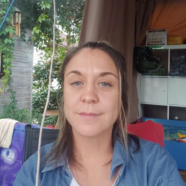 Job de garde d'enfants à Hamilton: Gina