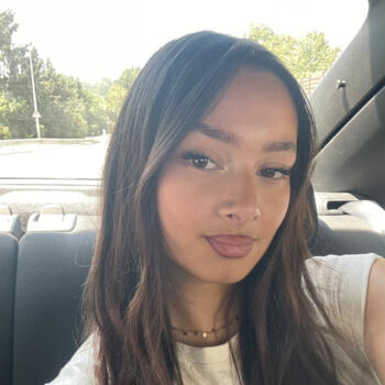 Babysitter in Melun: Jenna