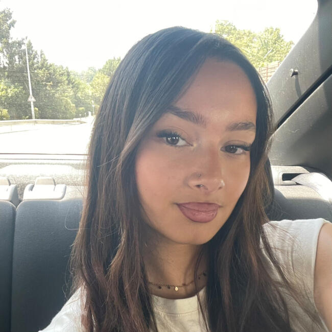 Babysitter in Melun: Jenna