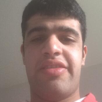 Babysitter in Glasgow: Zain