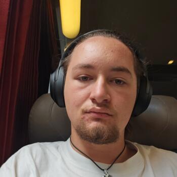 Babysitter in Metz-Tessy: Raphaël