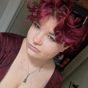 Babysitter in Ajax: Savannah