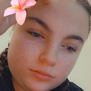 Babysitter in Utica: Mariah