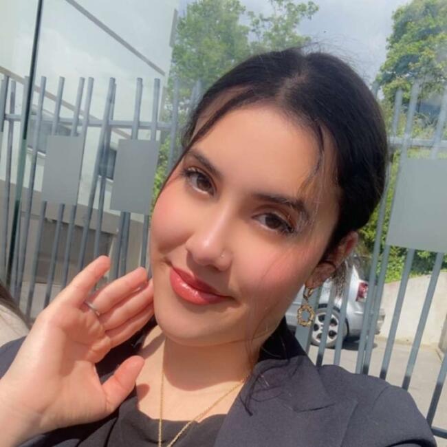 Babysitter in Antony: Hanene