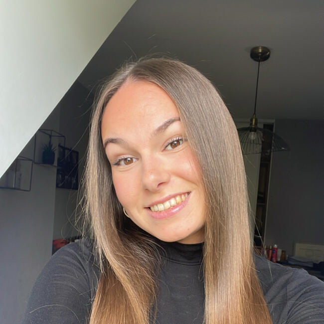 Babysitter in Liffré: Kloé