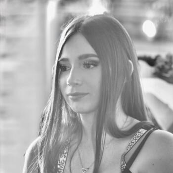 Babysitter in Istres: Clara