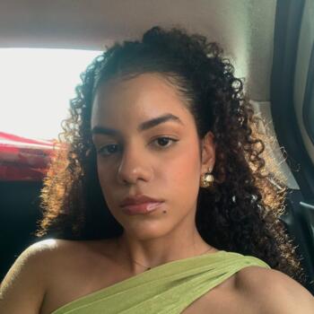 Babá em Fortaleza: Victoria